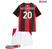 AC Milan Omari Hutchinson #20 Koszulka Podstawowa dzieci 2026-27 Krótki Rękaw (+ krótkie spodenki)