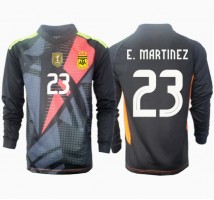 Argentyna Emiliano Martinez #23 Bramkarskie Koszulka Podstawowa Copa America 2024 Długi Rękaw