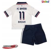 Bayern Munich Nathaniel Brown #11 Koszulka Wyjazdowa dzieci 2026-27 Krótki Rękaw (+ krótkie spodenki)
