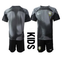Brazil Bramkarskie Koszulka Podstawowa dzieci MŚ 2022 Krótki Rękaw (+ krótkie spodenki)