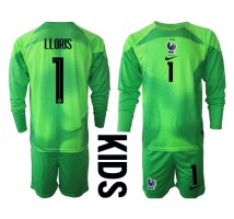 Francuska Hugo Lloris #1 Bramkarskie Koszulka Wyjazdowa dzieci MŚ 2022 Długi Rękaw (+ krótkie spodenki)