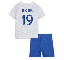 Francuska Karim Benzema #19 Koszulka Wyjazdowa dzieci MŚ 2022 Krótki Rękaw (+ krótkie spodenki)