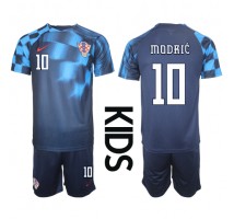 Hrvatska Luka Modric #10 Koszulka Wyjazdowa dzieci MŚ 2022 Krótki Rękaw (+ krótkie spodenki)