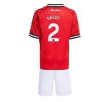 Manchester United Diogo Dalot #2 Koszulka Podstawowa dzieci 2025-26 Krótki Rękaw (+ krótkie spodenki)
