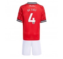Manchester United Matthijs de Ligt #4 Koszulka Podstawowa dzieci 2025-26 Krótki Rękaw (+ krótkie spodenki)