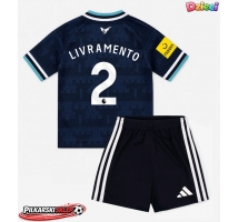Newcastle United Tino Livramento #2 Koszulka Wyjazdowa dzieci 2026-27 Krótki Rękaw (+ krótkie spodenki)