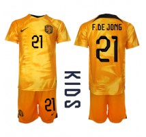 Nizozemska Frenkie de Jong #21 Koszulka Podstawowa dzieci MŚ 2022 Krótki Rękaw (+ krótkie spodenki)