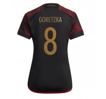 Njemačka Leon Goretzka #8 Koszulka Wyjazdowa damskie MŚ 2022 Krótki Rękaw
