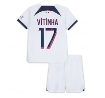Paris Saint-Germain Vitinha Ferreira #17 Koszulka Wyjazdowa dzieci 2023-24 Krótki Rękaw (+ krótkie spodenki)