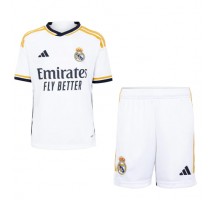 Real Madrid Koszulka Podstawowa dzieci 2023-24 Krótki Rękaw (+ krótkie spodenki)