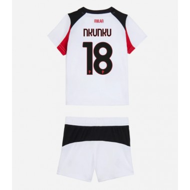 AC Milan Christopher Nkunku #18 Koszulka Wyjazdowa dzieci 2025-26 Krótki Rękaw (+ krótkie spodenki) AC Milan Christopher Nkunku #18 Koszulka Wyjazdowa dzieci 2025-26 Krótki Rękaw (+ krótkie spodenki)