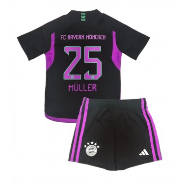 Bayern Munich Thomas Muller #25 Koszulka Wyjazdowa dzieci 2023-24 Krótki Rękaw (+ krótkie spodenki)