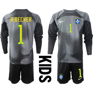 Brazil Alisson Becker #1 Bramkarskie Koszulka Podstawowa dzieci MŚ 2022 Długi Rękaw (+ krótkie spodenki)