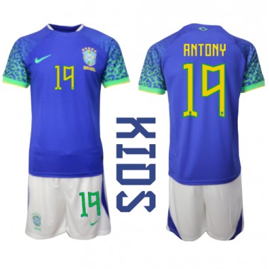 Brazil Antony #19 Koszulka Wyjazdowa dzieci MŚ 2022 Krótki Rękaw (+ krótkie spodenki)