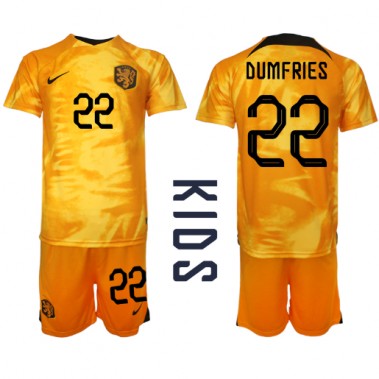 Nizozemska Denzel Dumfries #22 Koszulka Podstawowa dzieci MŚ 2022 Krótki Rękaw (+ krótkie spodenki)