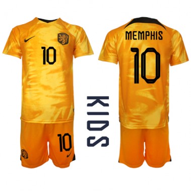 Nizozemska Memphis Depay #10 Koszulka Podstawowa dzieci MŚ 2022 Krótki Rękaw (+ krótkie spodenki)
