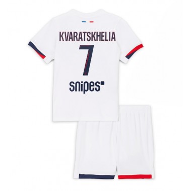 Paris Saint-Germain Khvicha Kvaratskhelia #7 Koszulka Wyjazdowa dzieci 2025-26 Krótki Rękaw (+ krótkie spodenki) Paris Saint-Germain Khvicha Kvaratskhelia #7 Koszulka Wyjazdowa dzieci 2025-26 Krótki Rękaw (+ krótkie spodenki)