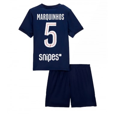 Paris Saint-Germain Marquinhos #5 Koszulka Podstawowa dzieci 2025-26 Krótki Rękaw (+ krótkie spodenki) Paris Saint-Germain Marquinhos #5 Koszulka Podstawowa dzieci 2025-26 Krótki Rękaw (+ krótkie spodenki)