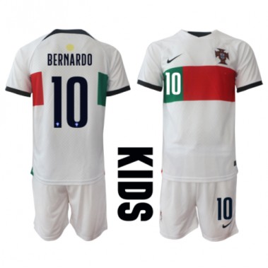Portugal Bernardo Silva #10 Koszulka Wyjazdowa dzieci MŚ 2022 Krótki Rękaw (+ krótkie spodenki)