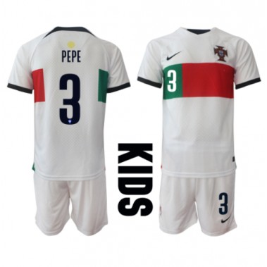 Portugal Pepe #3 Koszulka Wyjazdowa dzieci MŚ 2022 Krótki Rękaw (+ krótkie spodenki)