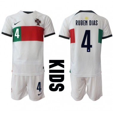 Portugal Ruben Dias #4 Koszulka Wyjazdowa dzieci MŚ 2022 Krótki Rękaw (+ krótkie spodenki)