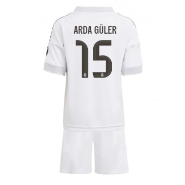 Real Madrid Arda Guler #15 Koszulka Podstawowa dzieci 2025-26 Krótki Rękaw (+ krótkie spodenki) Real Madrid Arda Guler #15 Koszulka Podstawowa dzieci 2025-26 Krótki Rękaw (+ krótkie spodenki)